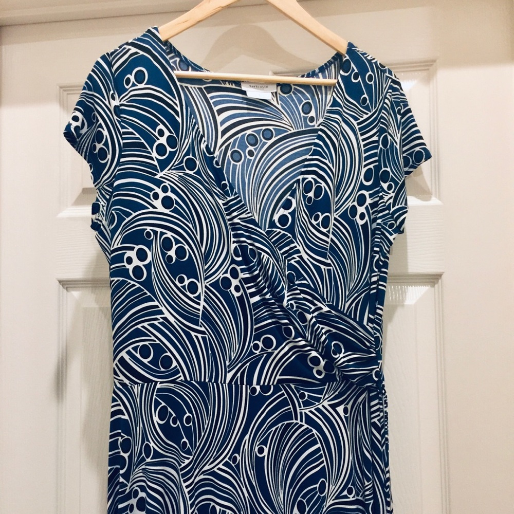 Sleeveless Woman’s Retro-look dress